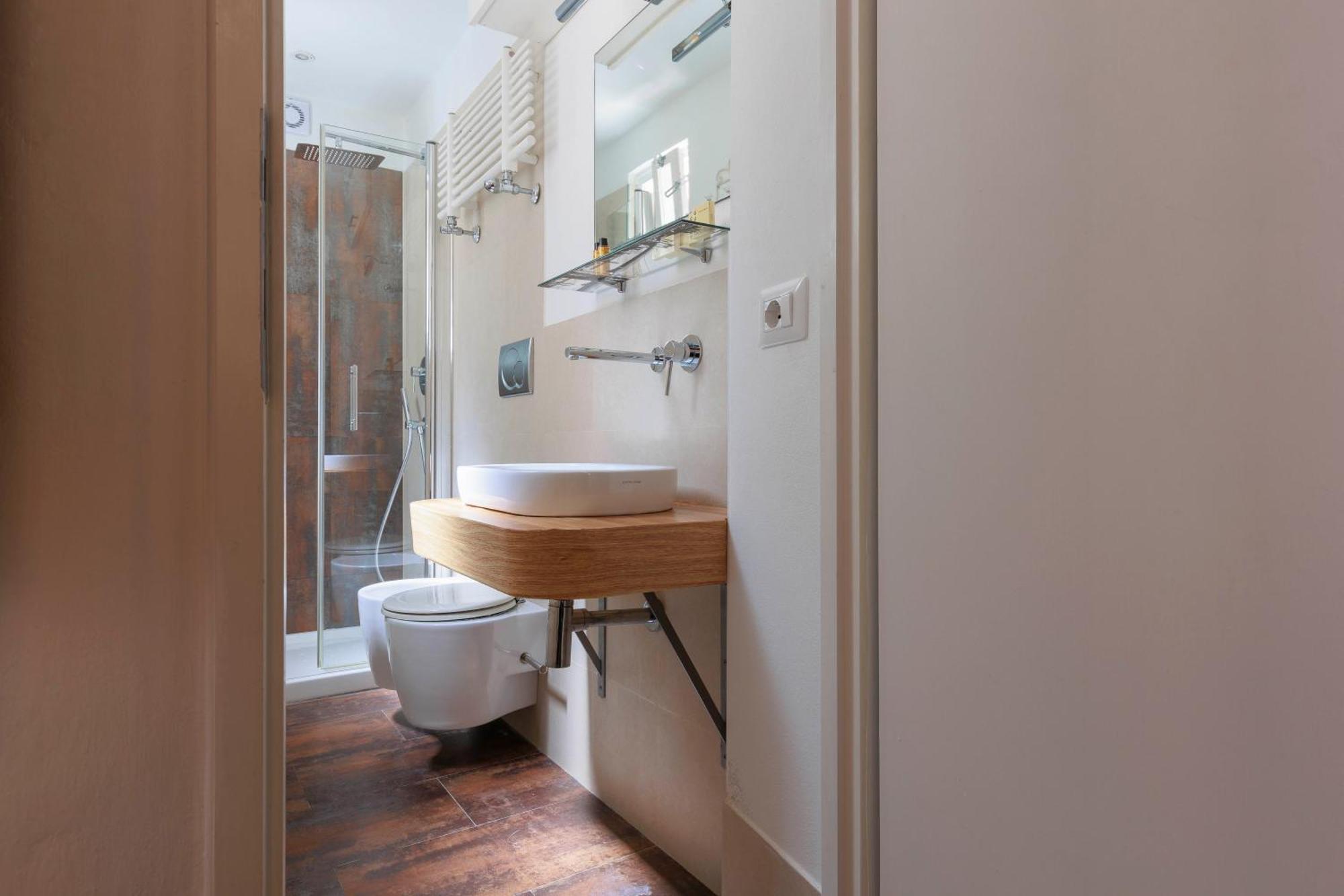 Santa Maria Novella Elegant Apartment ฟลอเรนซ์ ภายนอก รูปภาพ