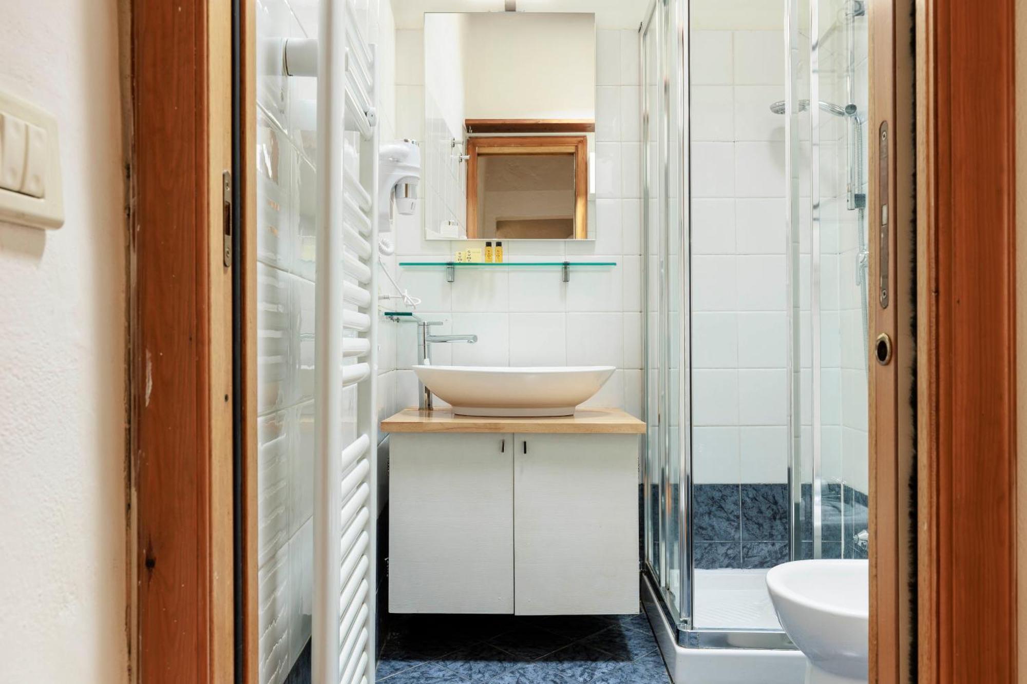 Santa Maria Novella Elegant Apartment ฟลอเรนซ์ ภายนอก รูปภาพ